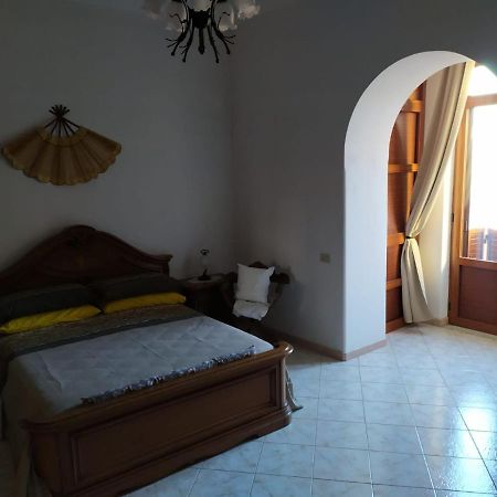 Dimora Letizia -Apartment بروسيدا المظهر الخارجي الصورة