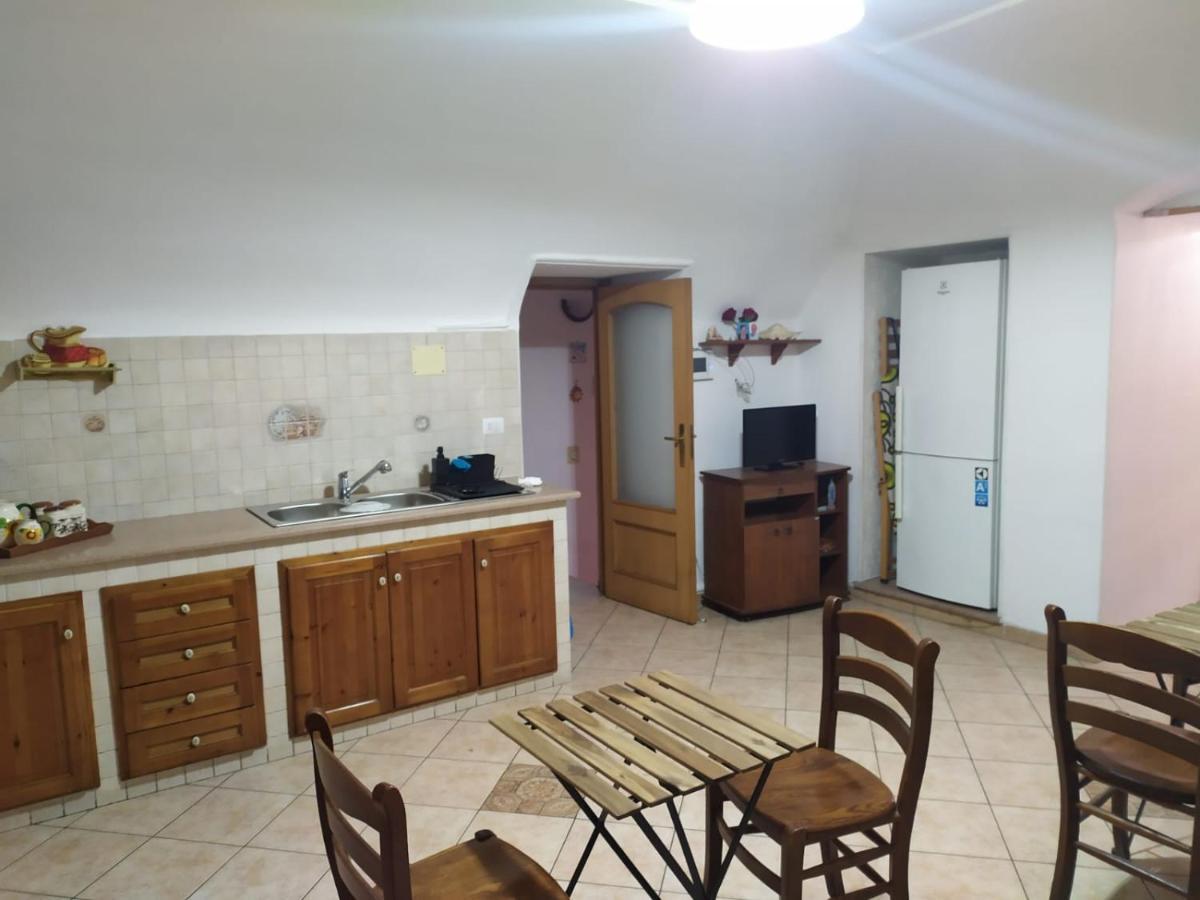 Dimora Letizia -Apartment بروسيدا المظهر الخارجي الصورة